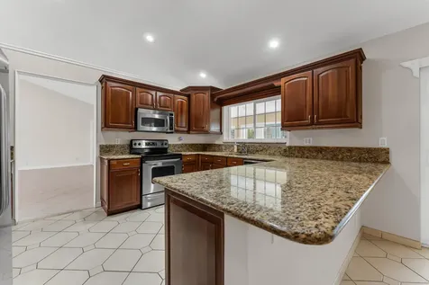 6083 Sunberry Circle Boynton Beach FL 33437
