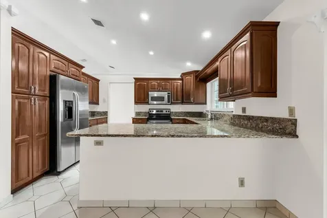 6083 Sunberry Circle Boynton Beach FL 33437
