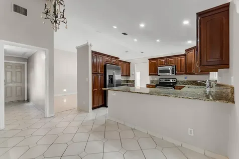 6083 Sunberry Circle Boynton Beach FL 33437