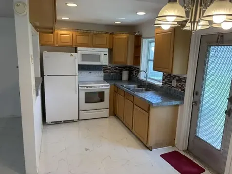 4315 NW 1st Terrace Deerfield Beach FL 33064