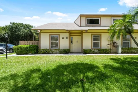 324 Maplecrest Circle Jupiter FL 33458