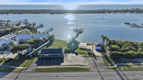 18947 SE Federal Highway Jupiter FL