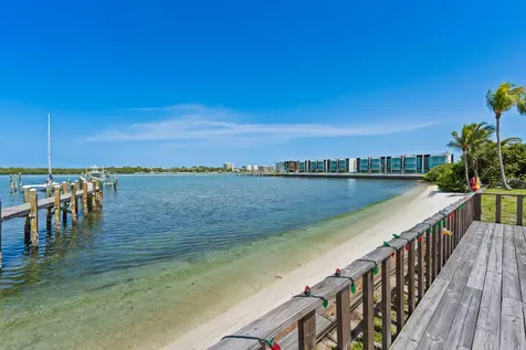 18947 SE Federal Highway Jupiter FL