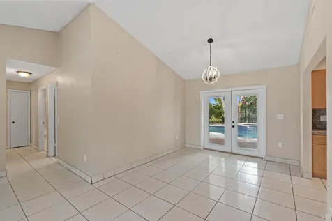 11651 NW 39th Street Sunrise FL 33323