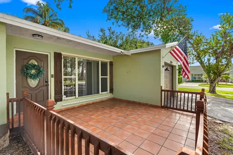 11651 NW 39th Street Sunrise FL 33323