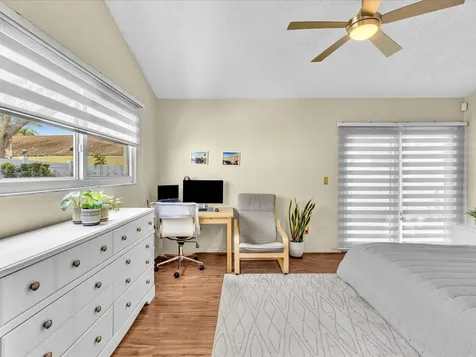 8 Hawthorne Lane Boynton Beach FL 33426