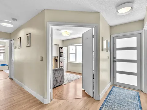 8 Hawthorne Lane Boynton Beach FL 33426