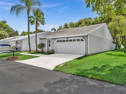 8 Hawthorne Lane Boynton Beach FL 33426