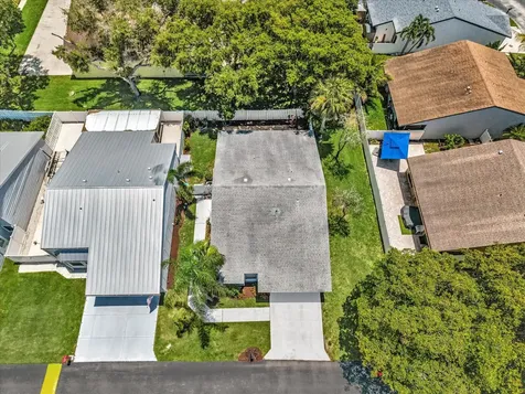 8 Hawthorne Lane Boynton Beach FL 33426