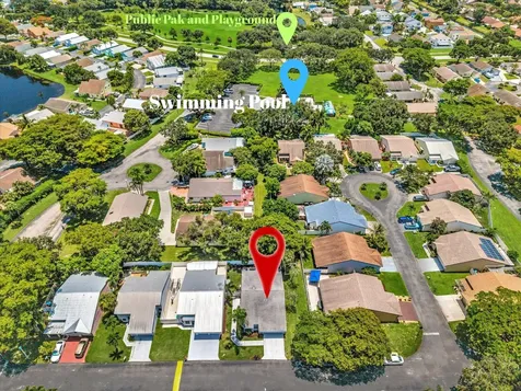 8 Hawthorne Lane Boynton Beach FL 33426