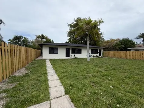 53 NE 16th Place Fort Lauderdale FL 33305