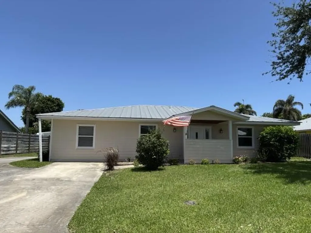 5141 SE Pine Knoll Way Stuart FL 34997