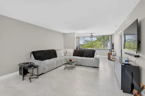 15075 Witney Road Delray Beach FL 33484