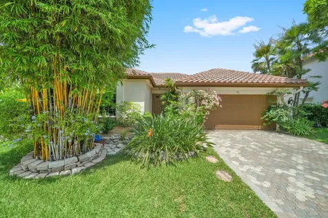 718 NW 177th Avenue Pembroke Pines FL 33029