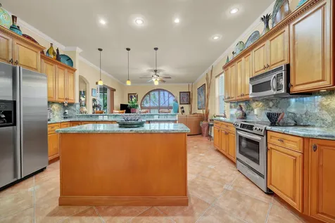 718 NW 177th Avenue Pembroke Pines FL 33029