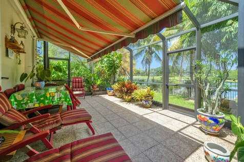 718 NW 177th Avenue Pembroke Pines FL 33029