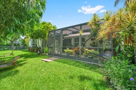 718 NW 177th Avenue Pembroke Pines FL 33029