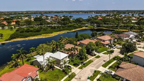 718 NW 177th Avenue Pembroke Pines FL 33029