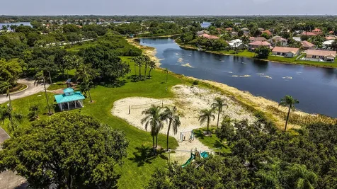 718 NW 177th Avenue Pembroke Pines FL 33029