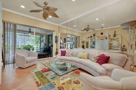 718 NW 177th Avenue Pembroke Pines FL 33029