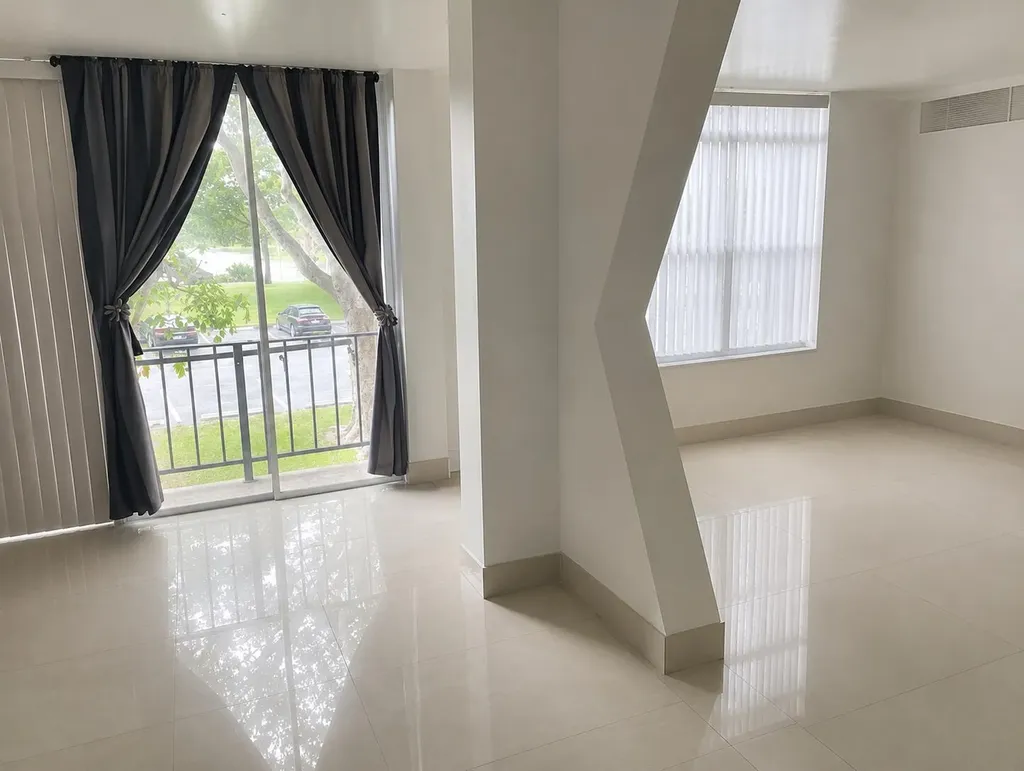 3690 Inverrary Drive Lauderhill FL 33319