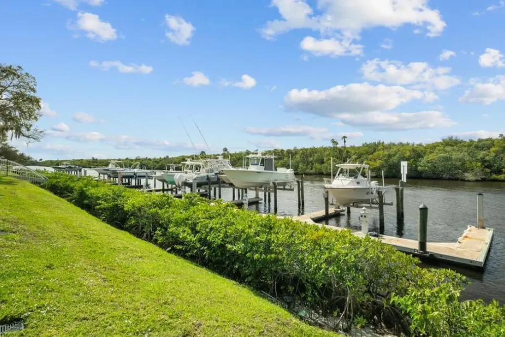 2506 SE Anchorage Cove Port St Lucie FL 34952