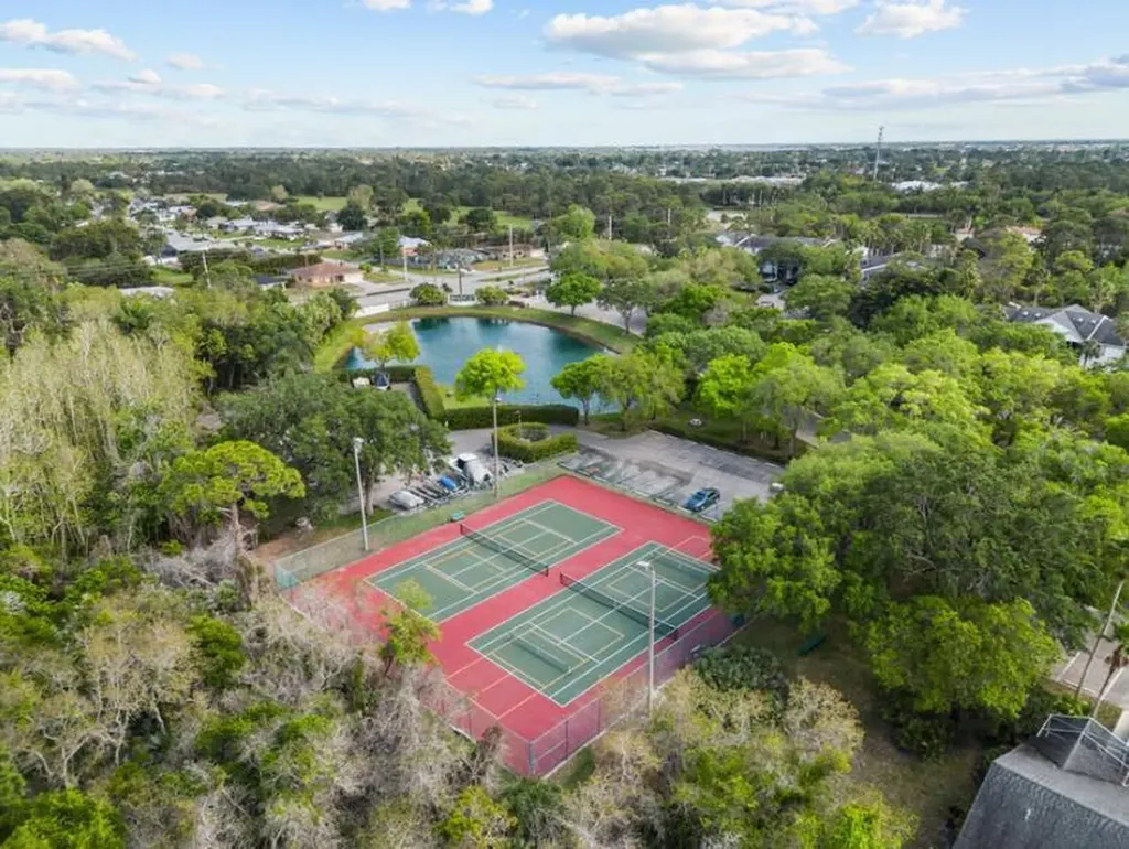 2506 SE Anchorage Cove Port St Lucie FL 34952