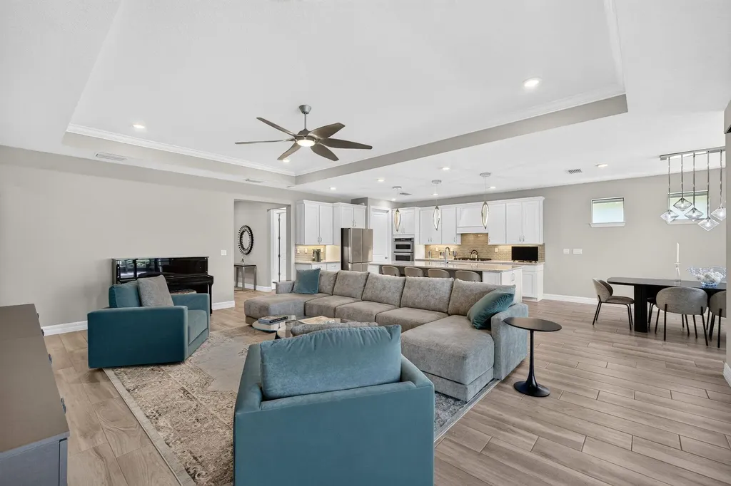 4609 Pinehurst Trail W Oakland Park FL 33309
