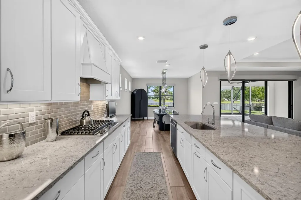 4609 Pinehurst Trail W Oakland Park FL 33309
