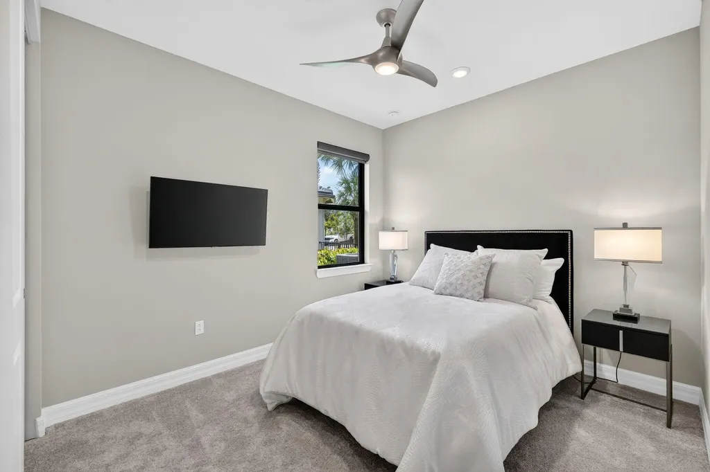 4609 Pinehurst Trail W Oakland Park FL 33309