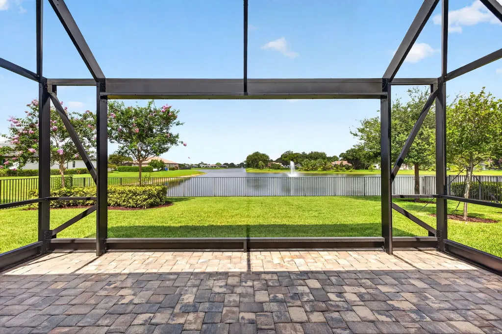 4609 Pinehurst Trail W Oakland Park FL 33309