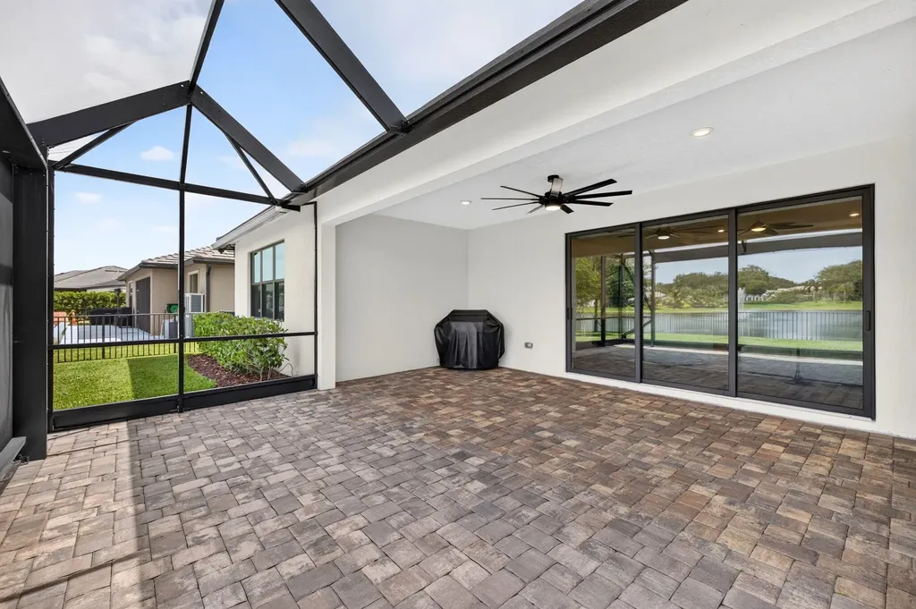4609 Pinehurst Trail W Oakland Park FL 33309