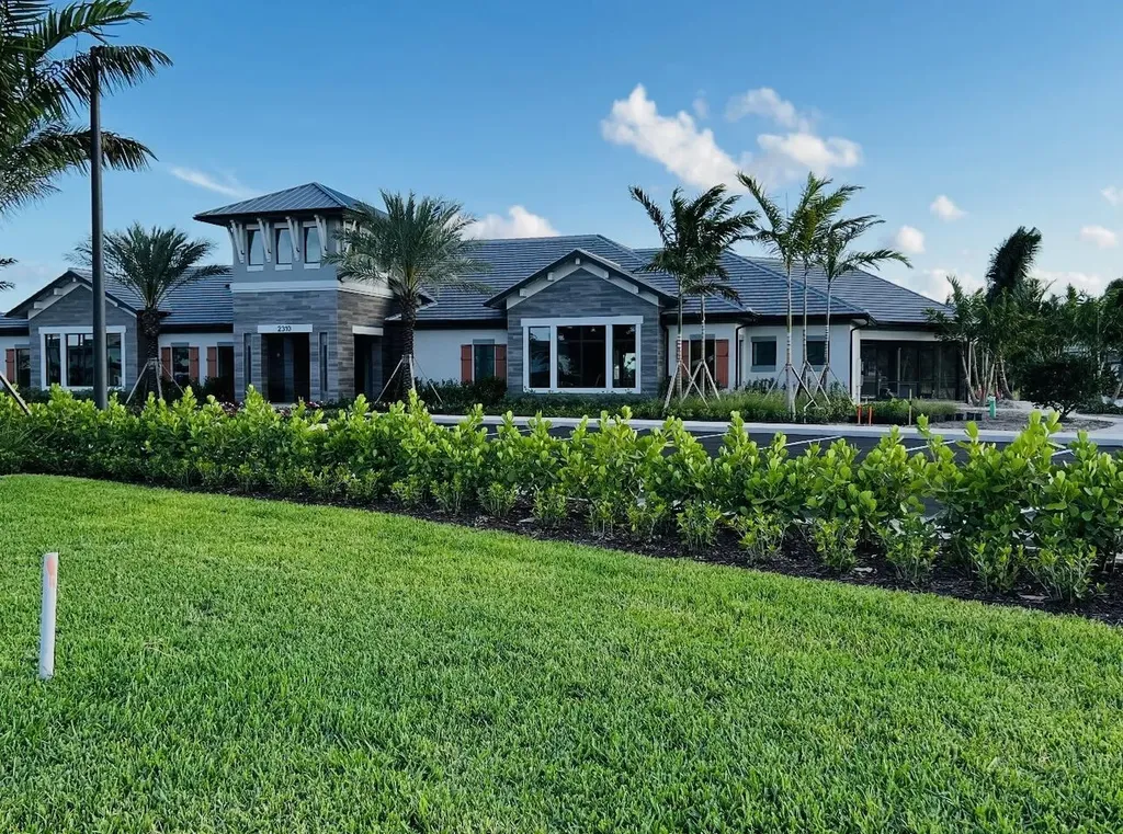 4609 Pinehurst Trail W Oakland Park FL 33309