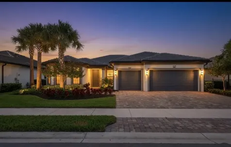 4609 Pinehurst Trail W Oakland Park FL 33309