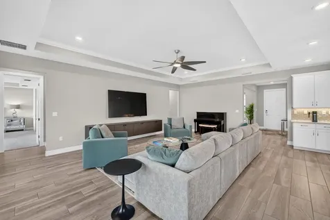4609 Pinehurst Trail W Oakland Park FL 33309