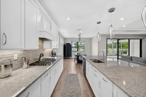 4609 Pinehurst Trail W Oakland Park FL 33309