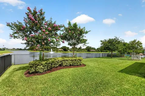 4609 Pinehurst Trail W Oakland Park FL 33309