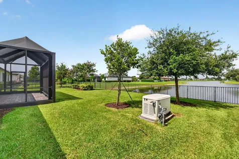 4609 Pinehurst Trail W Oakland Park FL 33309