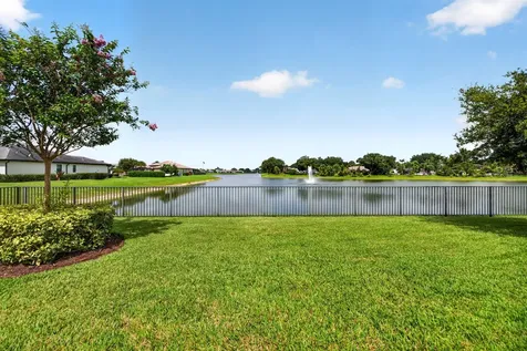 4609 Pinehurst Trail W Oakland Park FL 33309