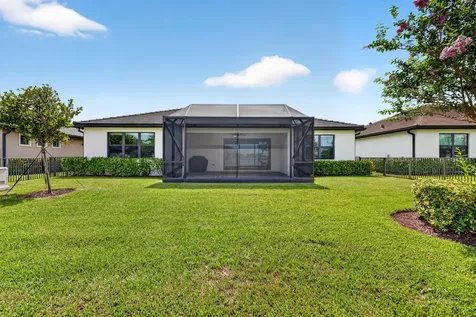 4609 Pinehurst Trail W Oakland Park FL 33309
