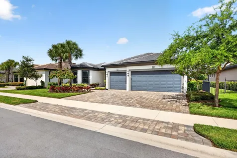 4609 Pinehurst Trail W Oakland Park FL 33309