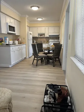 2121 NE 42nd Court Lighthouse Point FL 33064