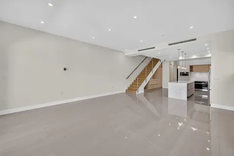 704 SW 9th Street Fort Lauderdale FL 33315