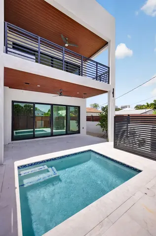 704 SW 9th Street Fort Lauderdale FL 33315
