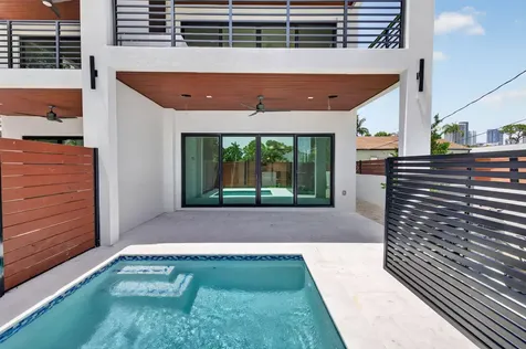 704 SW 9th Street Fort Lauderdale FL 33315