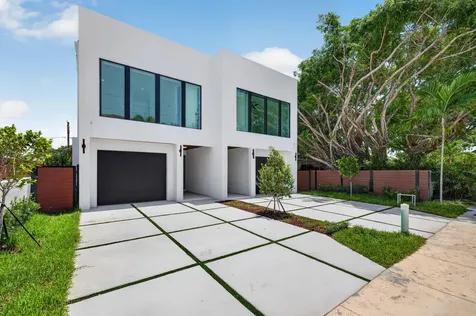 704 SW 9th Street Fort Lauderdale FL 33315