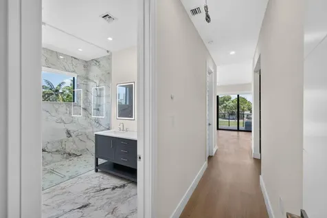 704 SW 9th Street Fort Lauderdale FL 33315