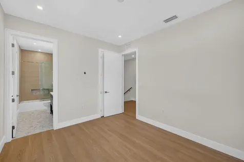 704 SW 9th Street Fort Lauderdale FL 33315