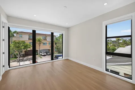 704 SW 9th Street Fort Lauderdale FL 33315