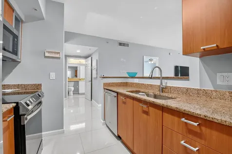 625 Casa Loma Boulevard Boynton Beach FL 33435